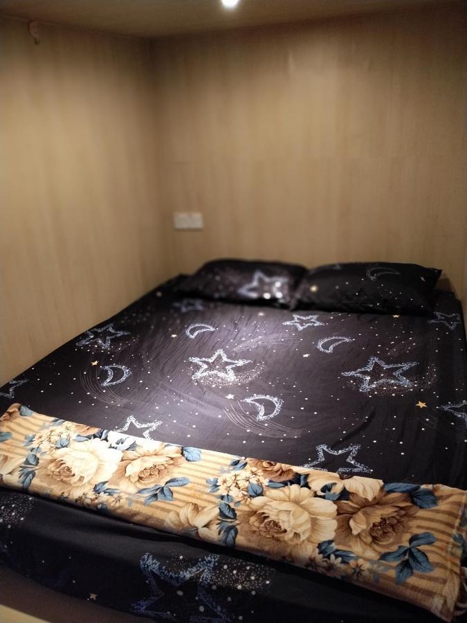 Malacca Joka-Joka Guesthouse מראה חיצוני תמונה